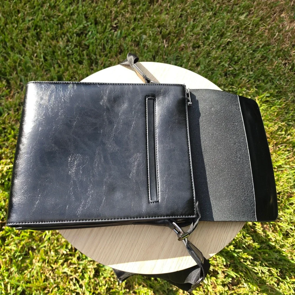 Gucci Black Embossed Logo Messenger Bag Crossbody Faux Leather Adjustable Strap